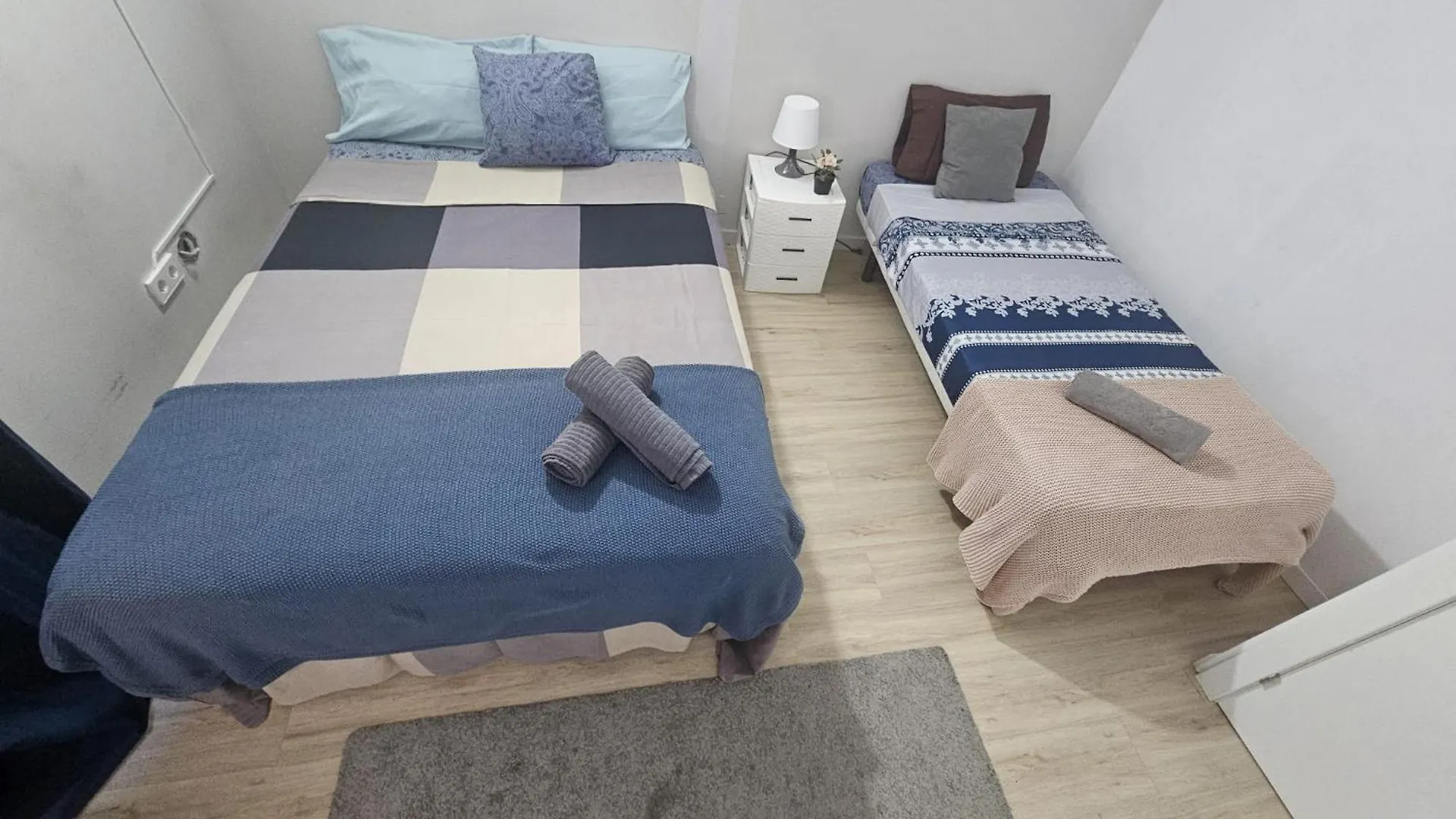 Ccozy Gignes House Apartment Barcelona Spain